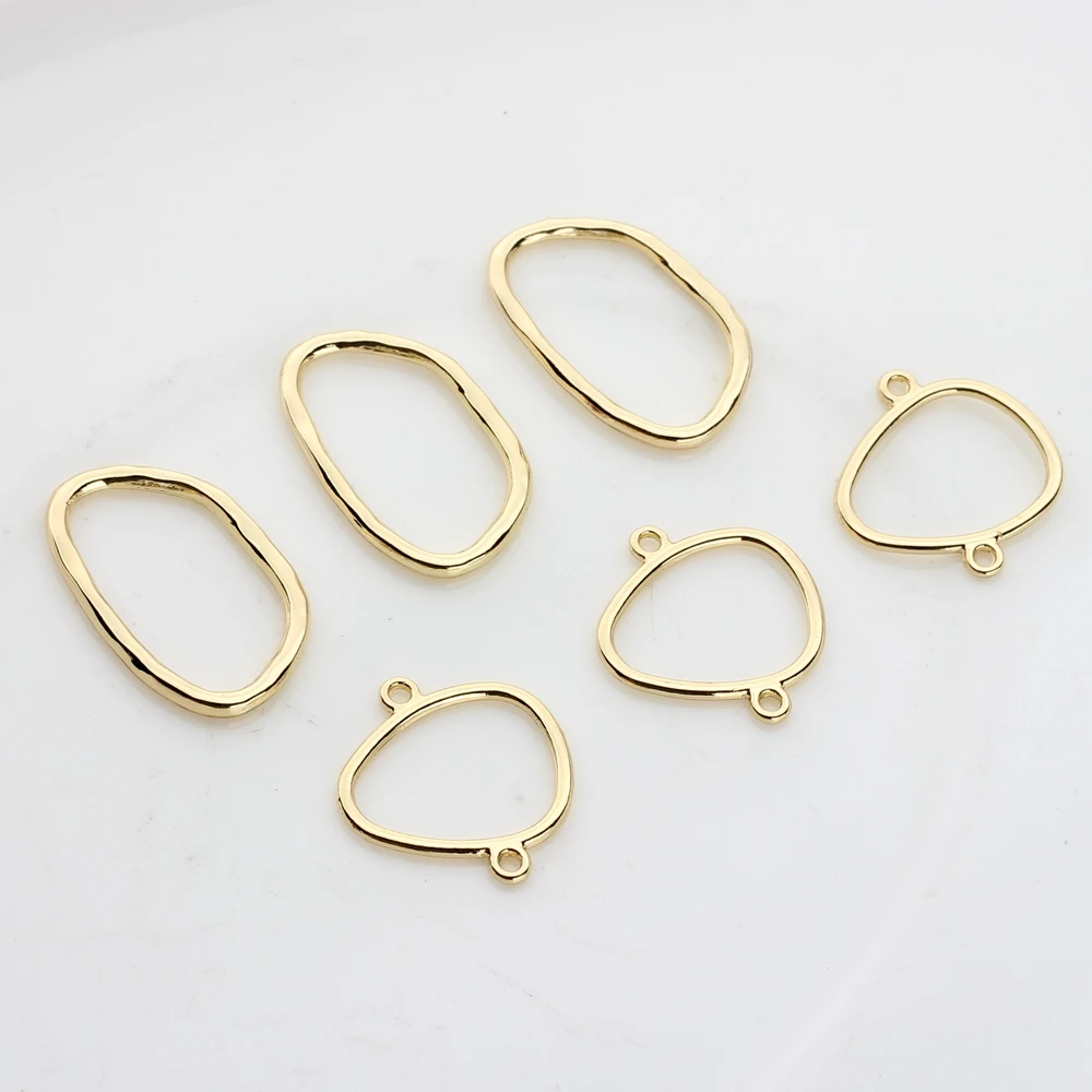 Купи Zinc Alloy Hollow Mini Geometric Charms Linker Connector 10pcs/lot For DIY Jewelry Earrings Making Finding Accessories за 161 рублей в магазине AliExpress