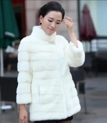 Шуба женская из искусственного меха на зиму Z354 | Женская одежда