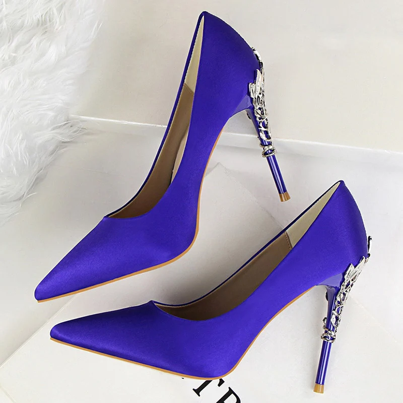Женские туфли на высоком каблуке 10 см лодочки с острым носком и металлической