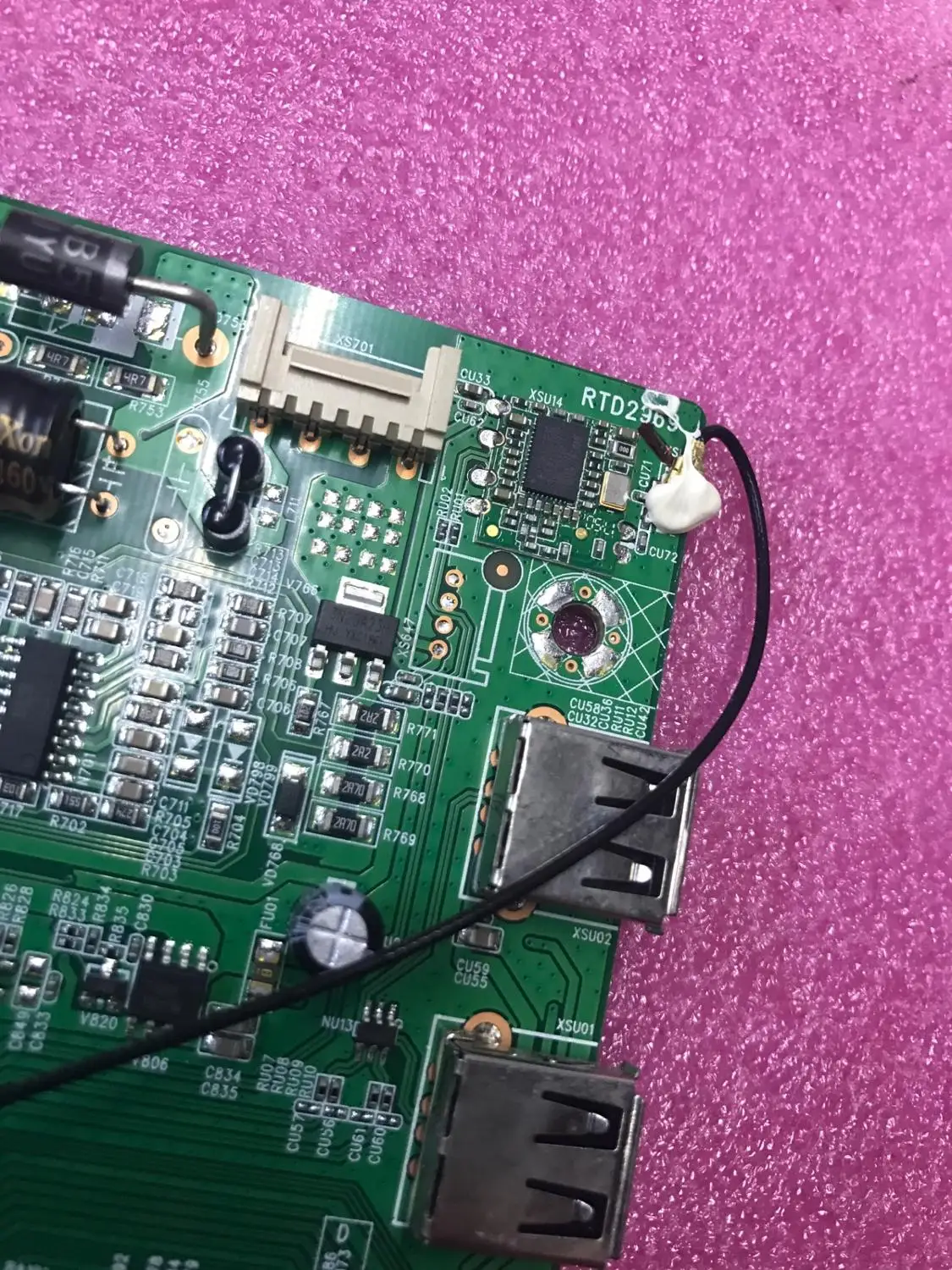 

Original LCD TV K40 motherboard 35023209 with screen 1182YT test well