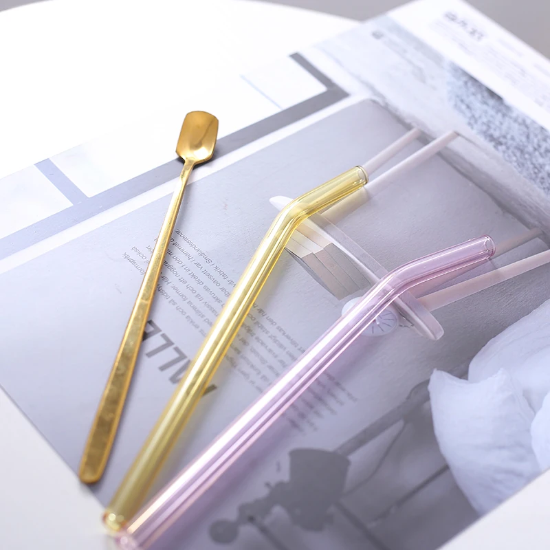 Керамическая кружка мультяшная модная Милая поилка для чая с ложкой и губами