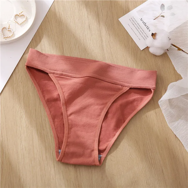 

2PCS Sexy women's bra underwear suit low waist cotton top underwear sexy nightwear Tops Seamless Wire Free Bra Panty Set