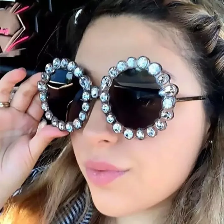 

New Diamond Round Sunglasses Women Brand Designer Green Black Pink Fashion Frame Sun Glasses Metal Flower Girl Gift UV400