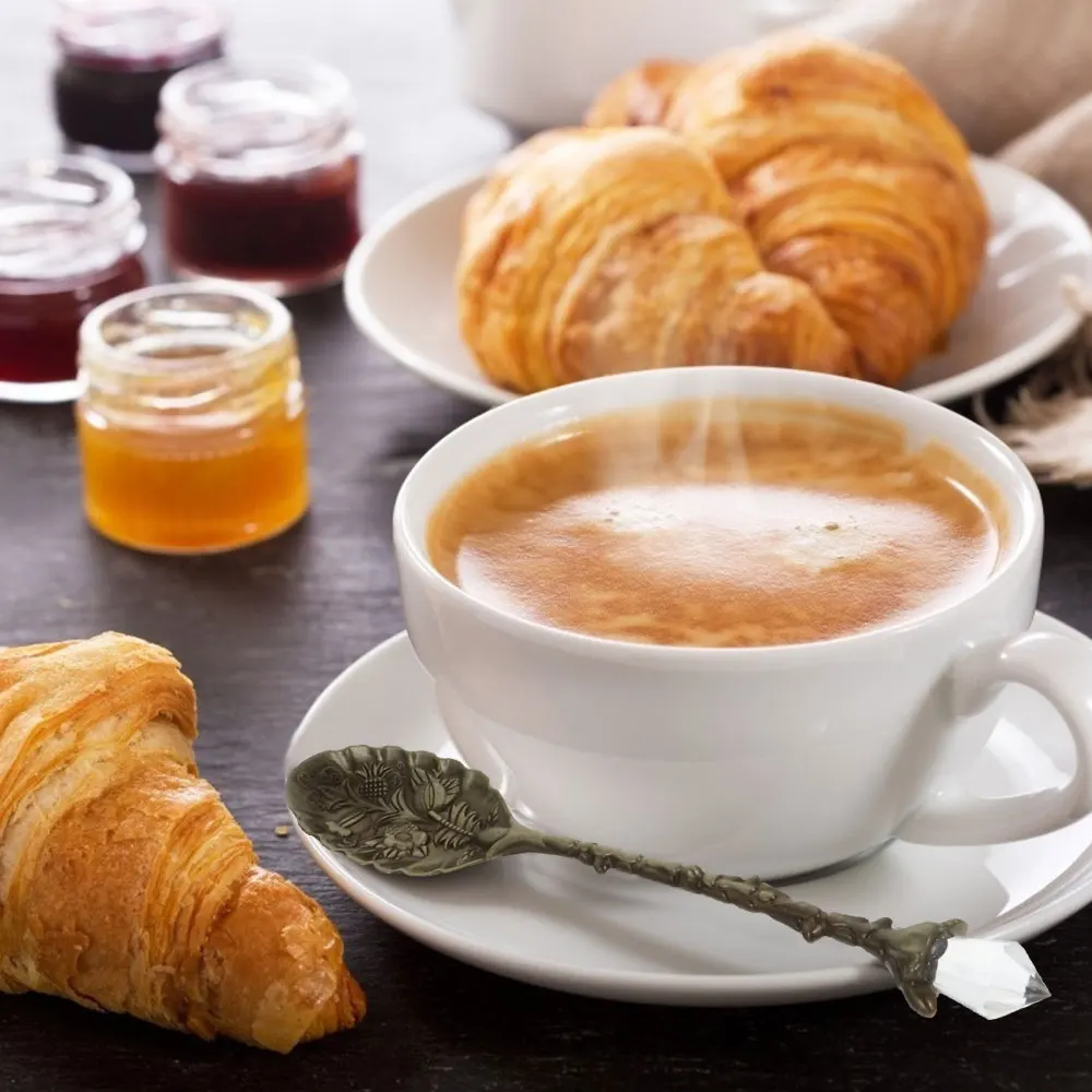 

1 Set 5Pcs Coffee Dessert Spoons Embossment Vintage Scoops (Assorted Color)