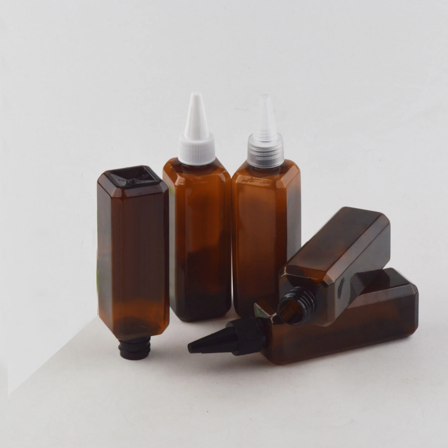 

50pc 100ml Brown Square Empty Bottles Refillable Plastic Containers With Pointed Mouth Cap Mini Size Cosmetics travel Shower Gel