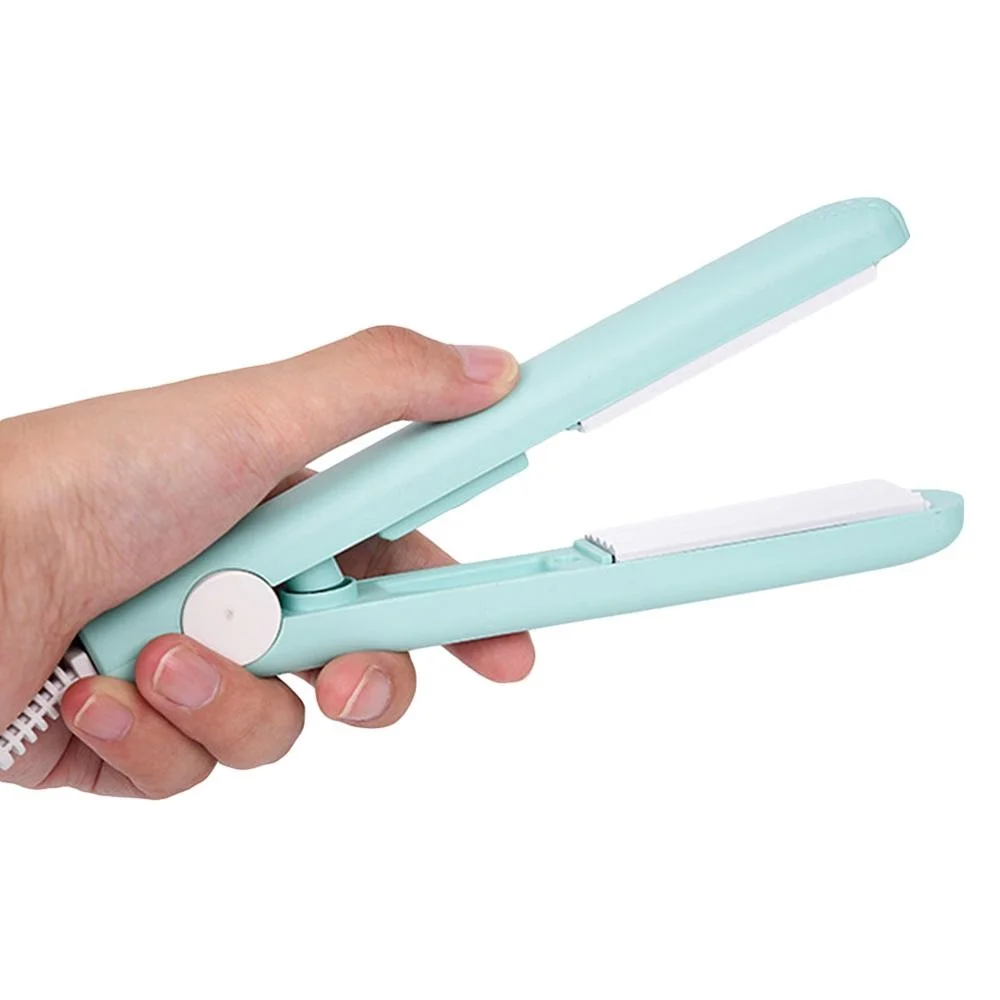 

Mini Ceramic Electronic Hair Straightener Iron Corrugated Crimper Hair Styling Tools Portable Convenient Candy Hair Straighter