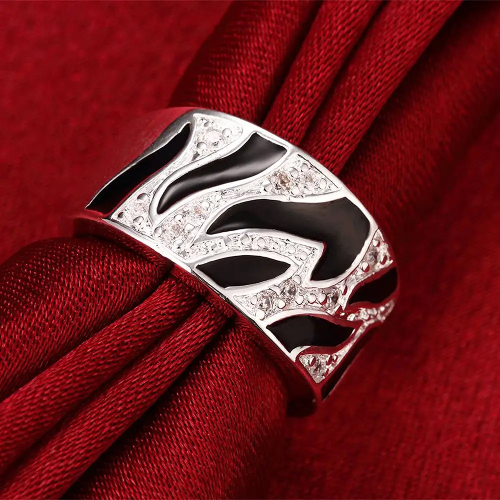 

Wide Edge Multi-Diamond Oil Drop Ring Silver Round Zircon Fashion Ring R271