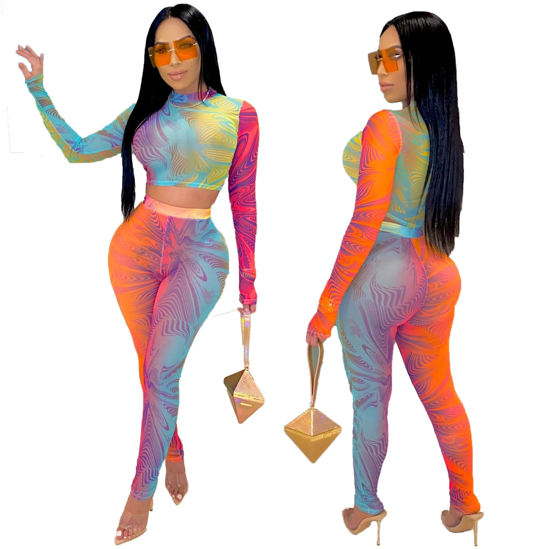 

The new female print suit for spring is a fashionable casual sports club suit for women