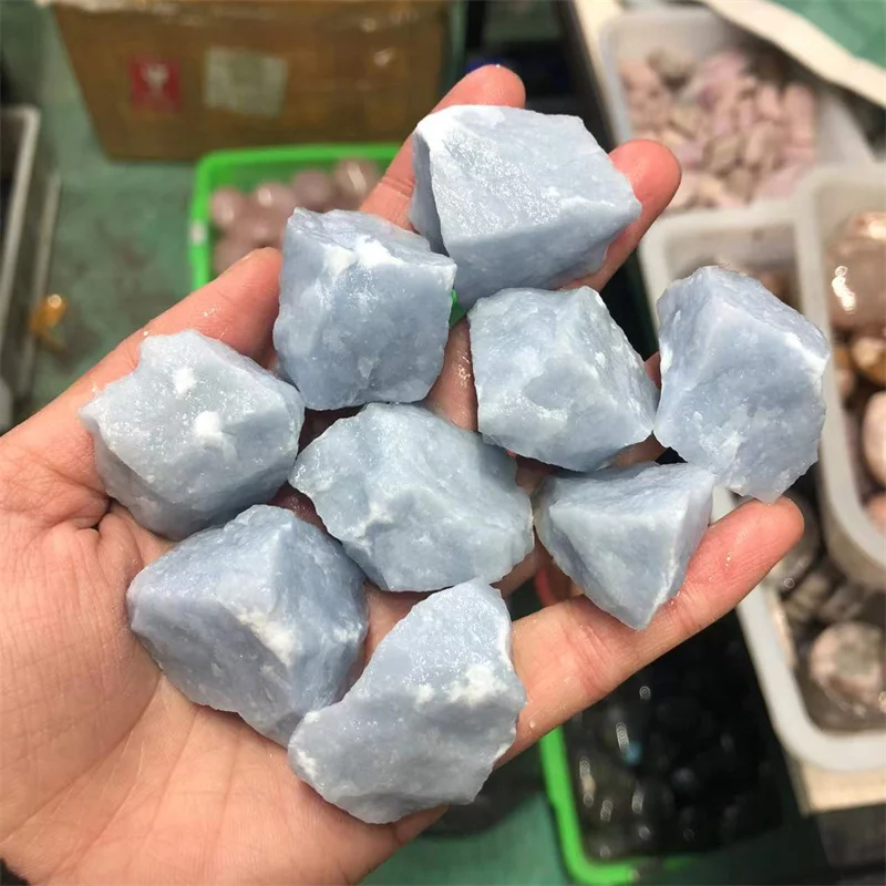 Сырые камни Ангелит Sisterstone