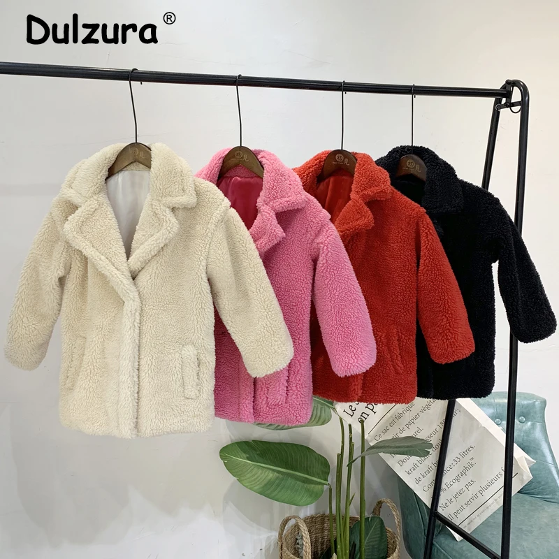 Зимнее теплое пальто с искусственным мехом для мамы и дочки 2019 г. Пальто в