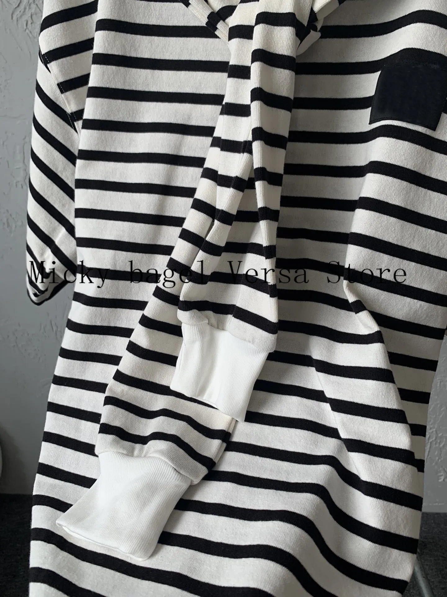 

2021 luxury design printed letters fashion simple women's shawl collar short sleeve temperament loose and versatile long T-shirt