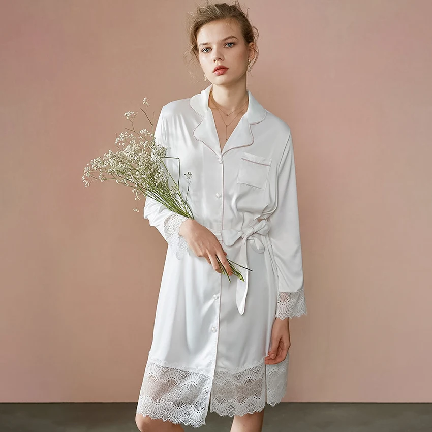 

Restve Lace Patchwork Women Robes With Sashes White Long Sleeve Turn Down Collar Home Robe Pocket Female Elegant Bathrobe Winter