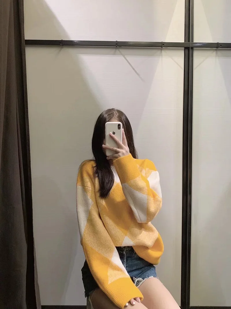 Вязаный Свитер оверсайз с круглым вырезом и принтом | Женская одежда