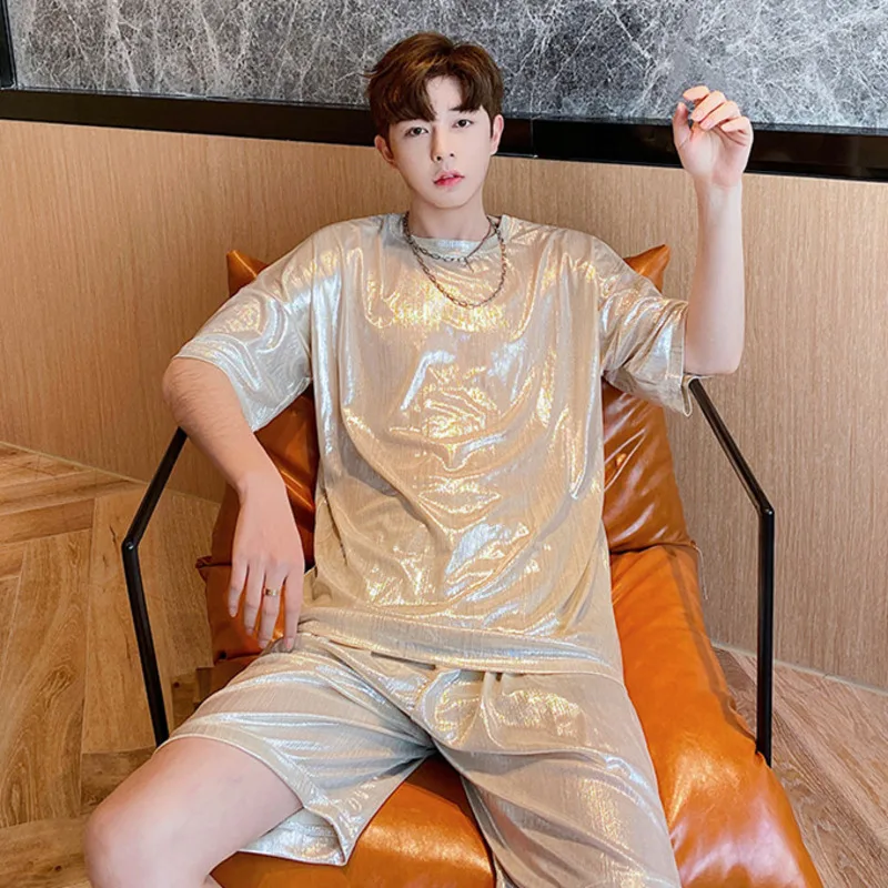 

IEFB Summer 2021 New Ice Silk Shiny Breathable Two Pieces Set For Men Trend Short Sleeve T-shirt + Wide Leg Shorts Suit 9Y7840