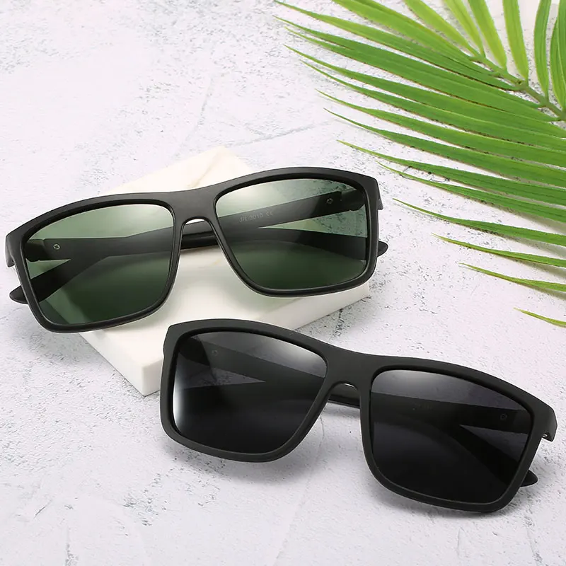 

2021 New Men's Polarized Sunglasses Driving Anti-UV Color-changing Sunglasses