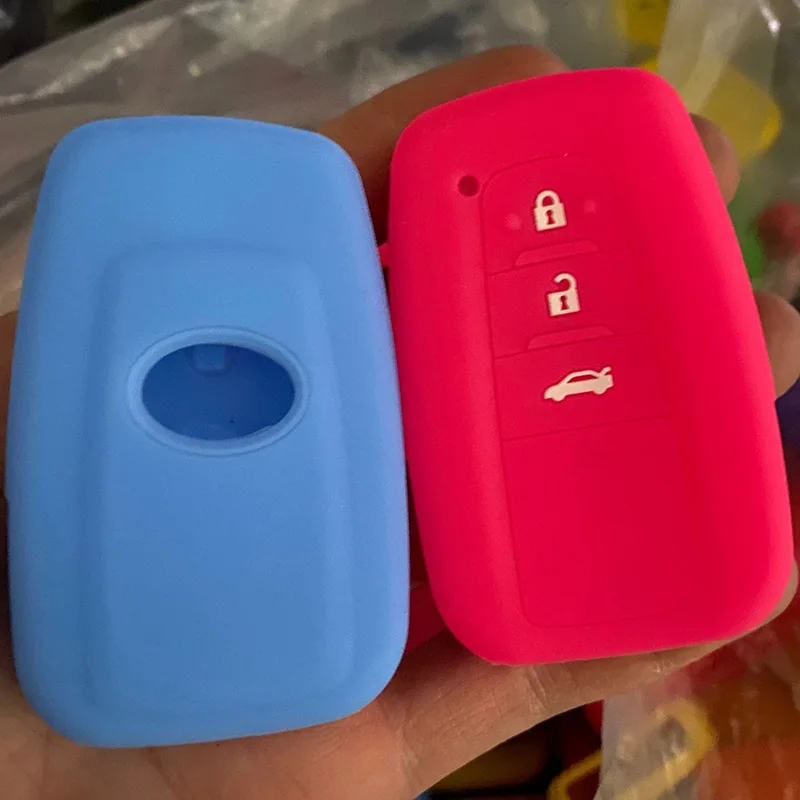 Силиконовый чехол для автомобильного ключа Toyota Corolla Rav4 Camry 70 CHR Prado 150 Highlander