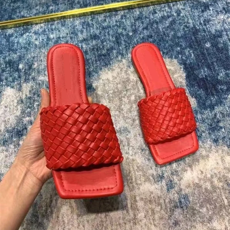 

Luxury brand shoes Square woven sandals for summer new flat shoes 2021