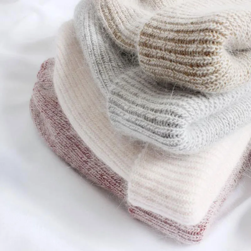 Осенне зимняя шапка из ангоры с кроличьим мехом женская уличная модная плотная