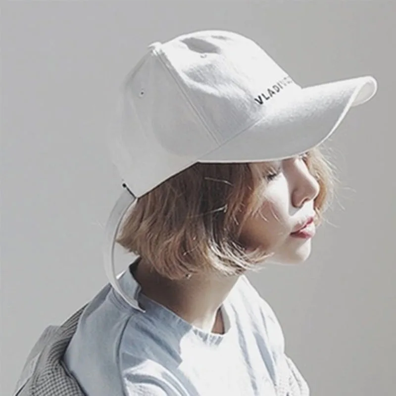 Бейсболка Владивосток Длинная регулируемая бейсболка с надписью вышивкой в