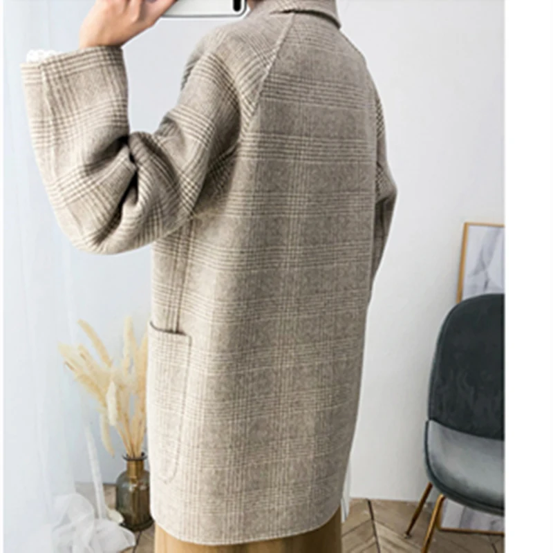 Новое зимнее женское осеннее двубортное пальто в клетку с v-образным вырезом