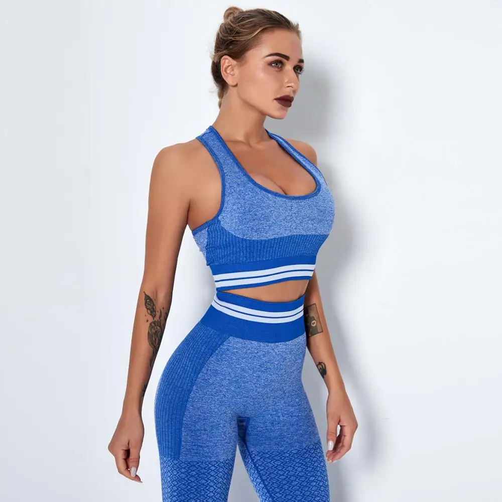 Полосатый бесшовный спортивный костюм для занятий йогой и фитнесом комплект