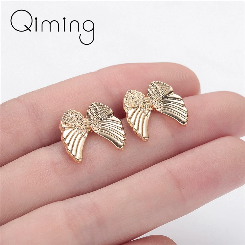 

Gold Angel Wings Earrings For Women Punk Animal Wing Earring Fashion Statement Stud Earrings Female Party Brincos