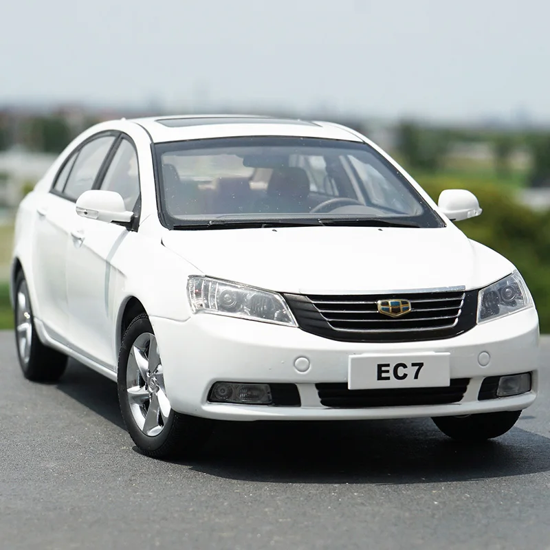 

Original Factory Authentic Red/white 1:18 Dihao Ec7 Geely Diecast Car Model with Small Gift