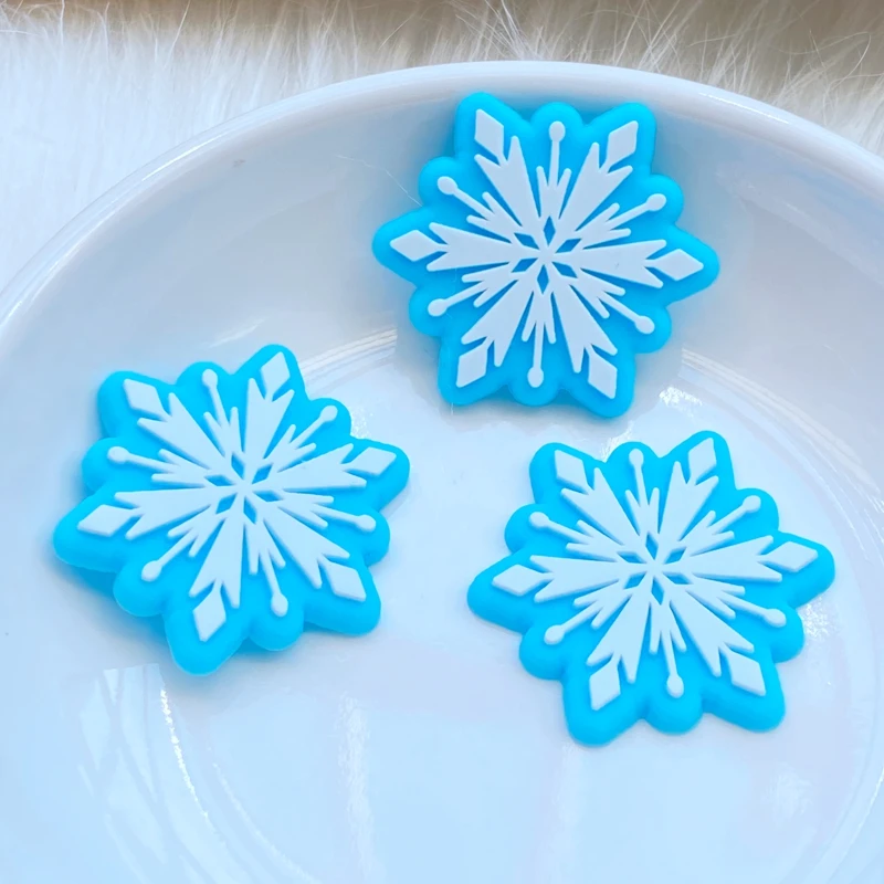 

Искусственные снежинки из ПВХ для декорирования Q81