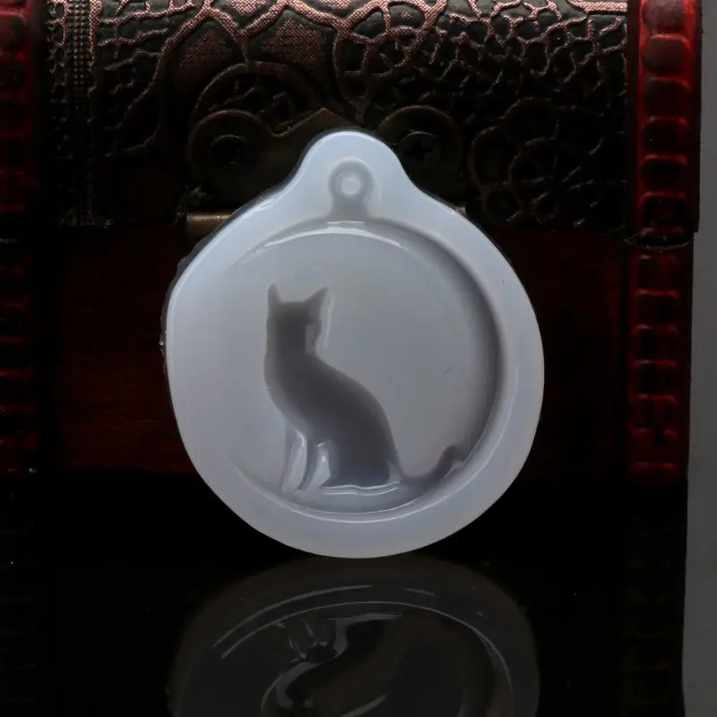 

Cat Sit On Moon Charm Pendant Silicone Mold Jewelry Making Resin Casting Mold