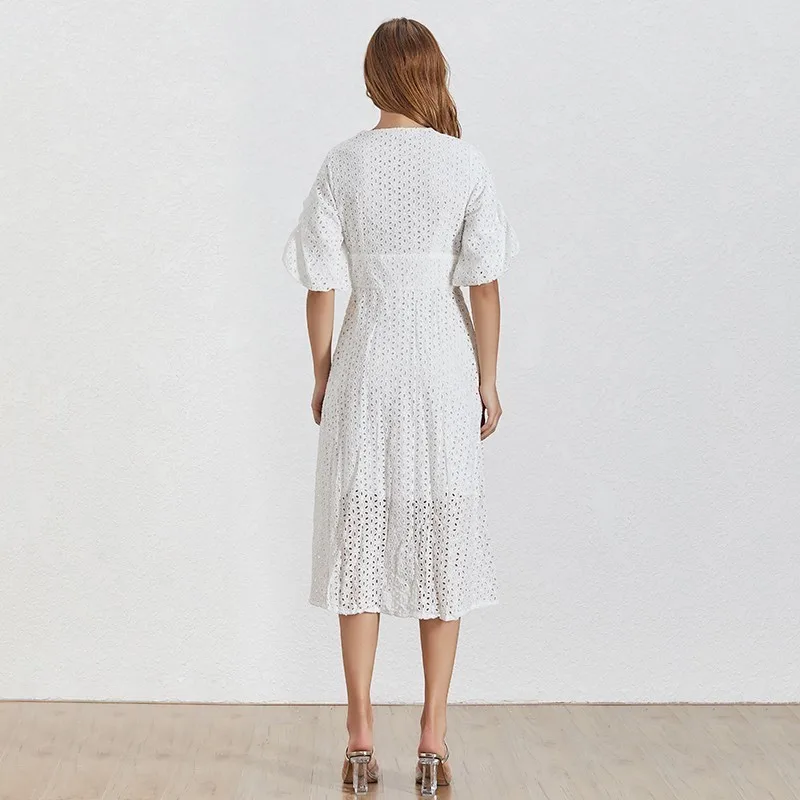 Платье-миди на пуговицах TWOTWINSTYLE летнее платье с v-образным вырезом пышными