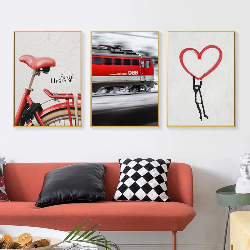 Винтажный постер в стиле ретро с изображением Красного велосипеда и поезда