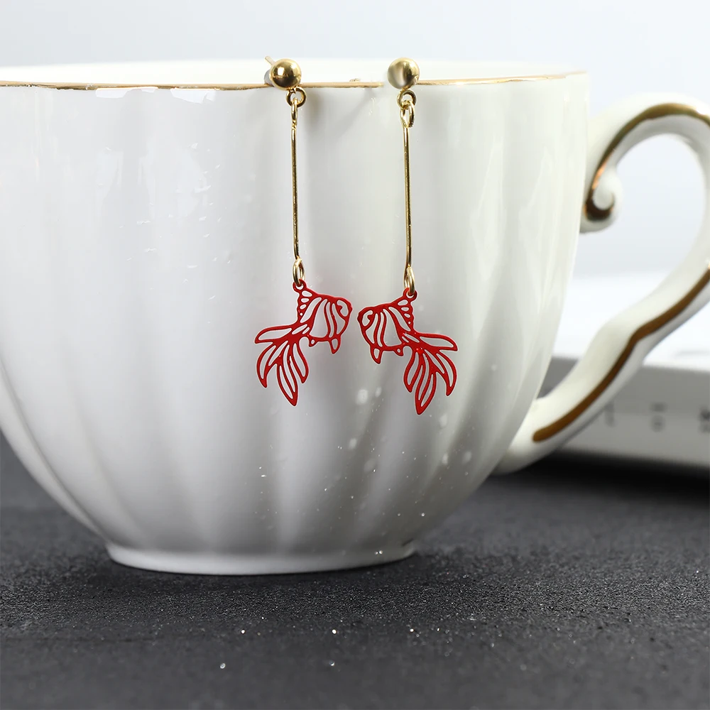 1 пара модных простых полых золотых рыбок серьги для женщин праздничные