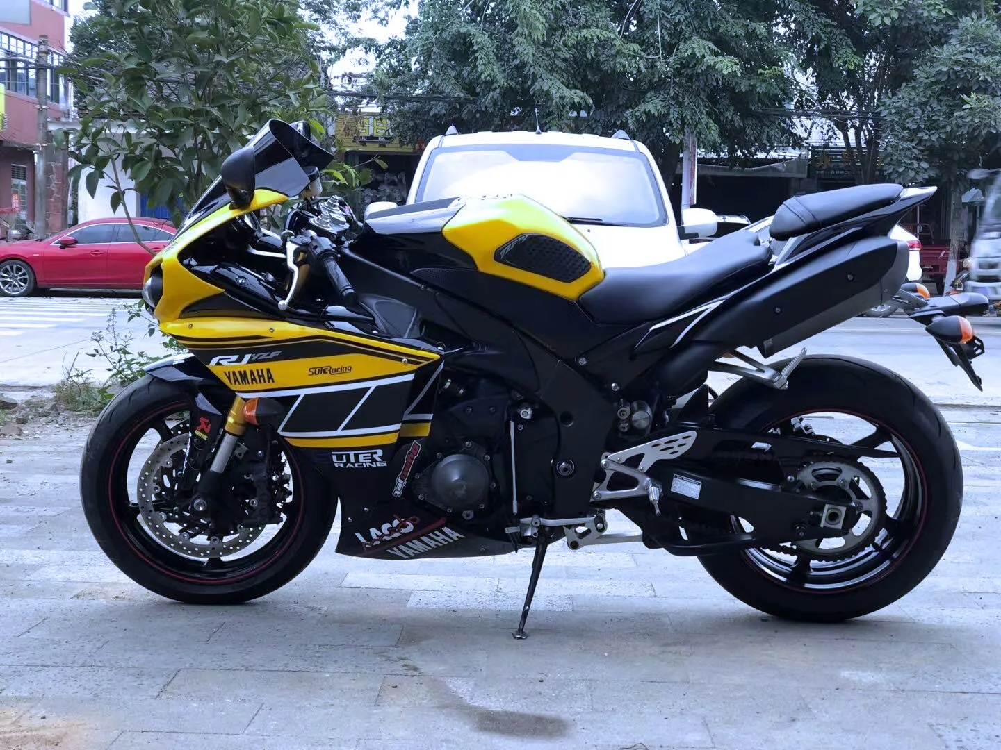Защита мотоцикла для YAMAHA YZF-R1 2009-2014 противоскользящая наклейка на бак газовый