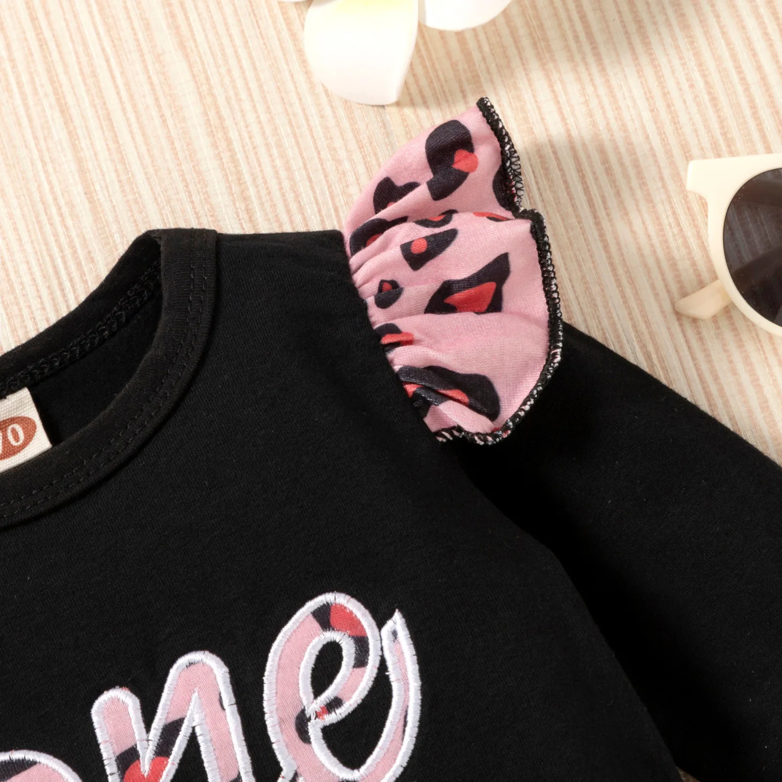 Детский комбинезон с оборками и буквами брюки-клеш леопардовым принтом | Мать