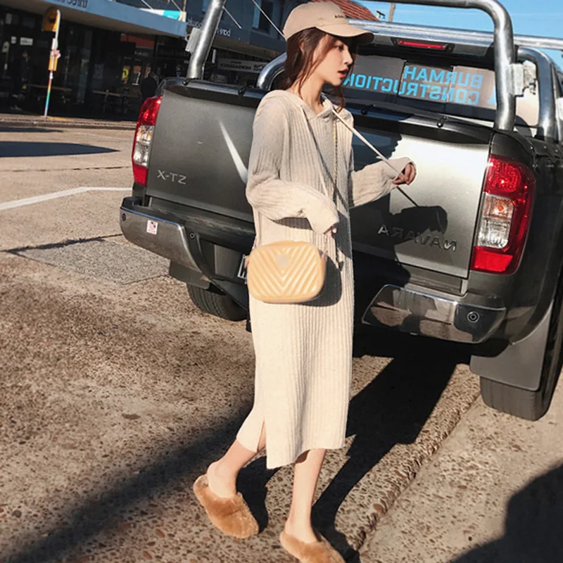 Beige Корейское модное осенне-зимнее платье-свитер женское Повседневное платье с капюшоном длинный рукав с разрезом сбоку длинный с капюшоном ребристый трикотажный платье - Цвет: Beige