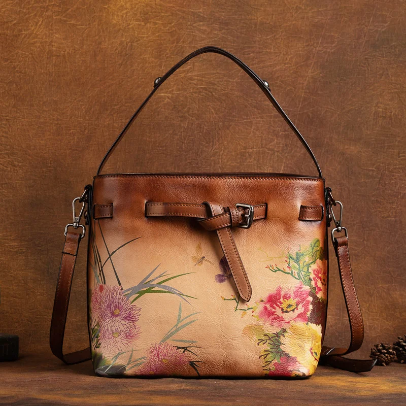 

2021 new leather women's bag Chinese style color printing flower hand painted head leather hand-held slant cross bag
