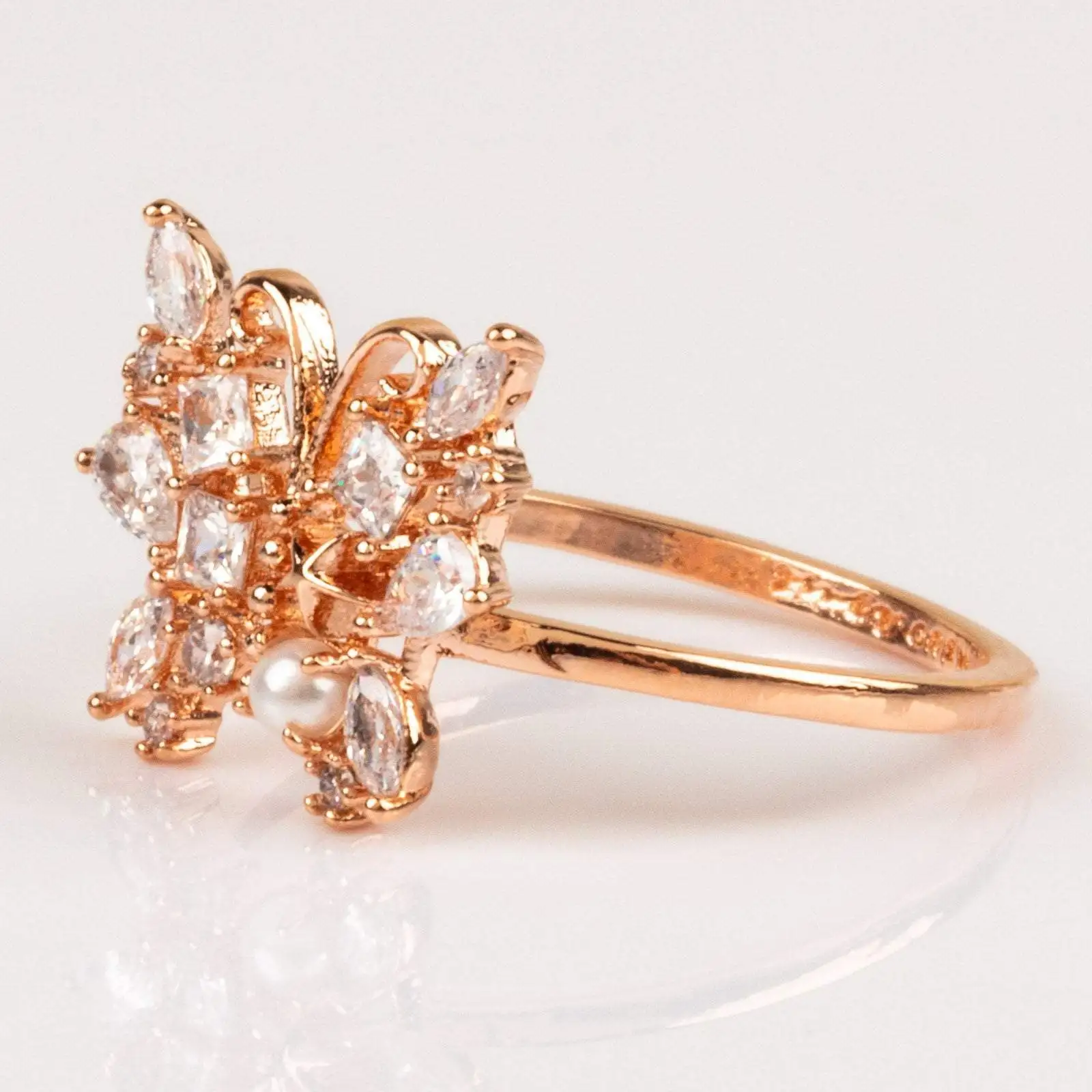 Трендовые кольца с маленькими бабочками, жемчугом и кубическим цирконием, изящное кольцо для женщин, свадебная вечеринка, милые аксессуары для пальцев, дешево.