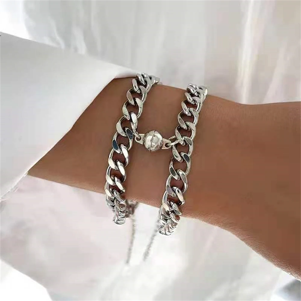 

Lover Fashion 2Pcs/set Magnet Couple Bracelet Cuban Punk Silver Color Chain For Men And Women Hot Sale Valentine Gift Jewelry