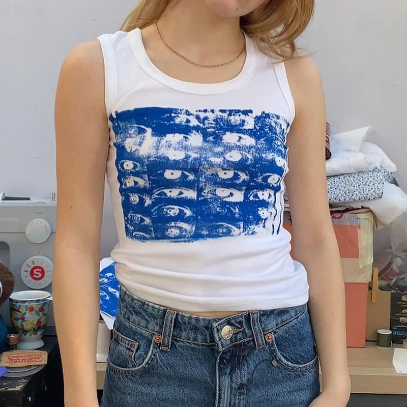 

ZOVSV Printed Casual Sleeveless Crop Top Women Basic Harajuku Y2K White Tanks Camis Summer Gothic Camisole Streetwear 2021