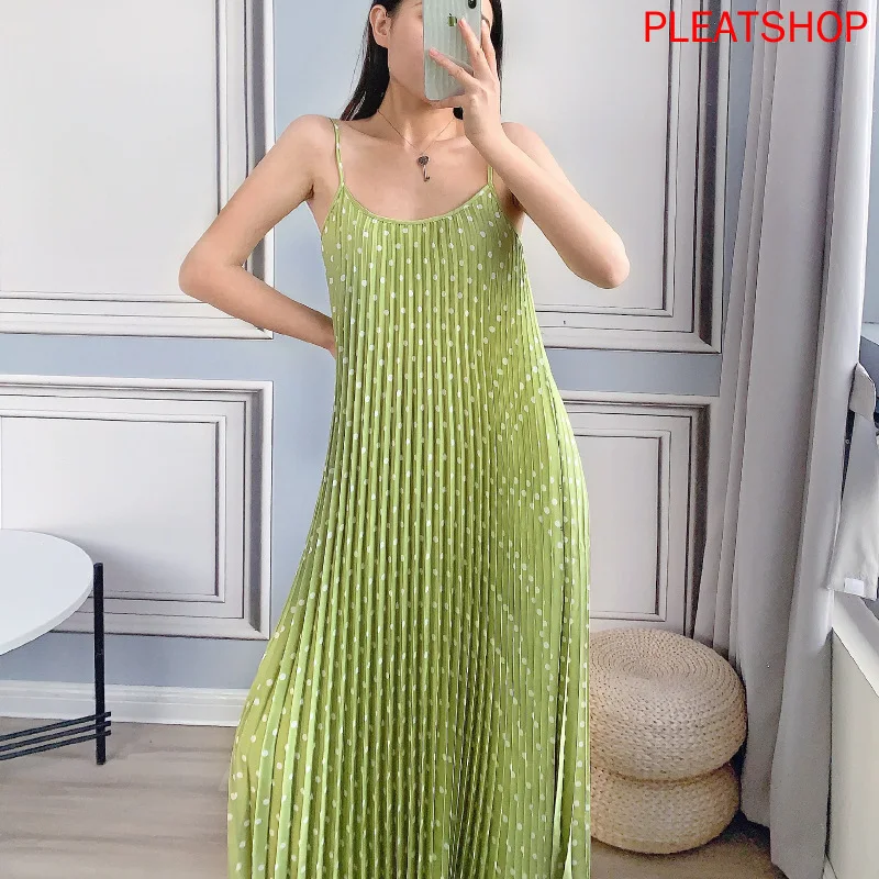 

Pleated Dress Polka Dot Summer 2020 New Female Miyake High-Grade Loose Large Size Women Pleats Dress Vestidos Summer Dress