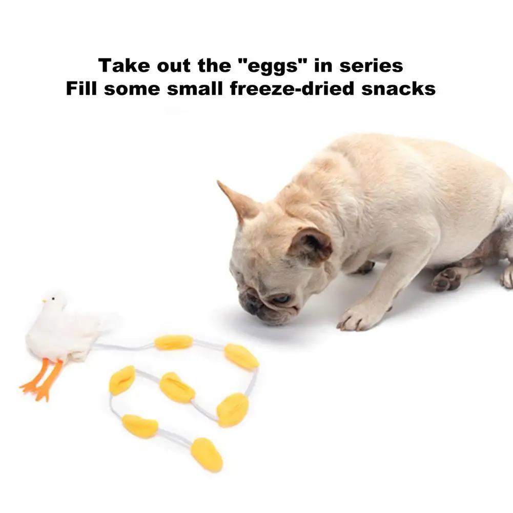 

Practical Food Treat Toy Hen Shape Design Leaking Food Felt Cloth Sounding Feeder Puzzle Toy ear-resistant for Puppy