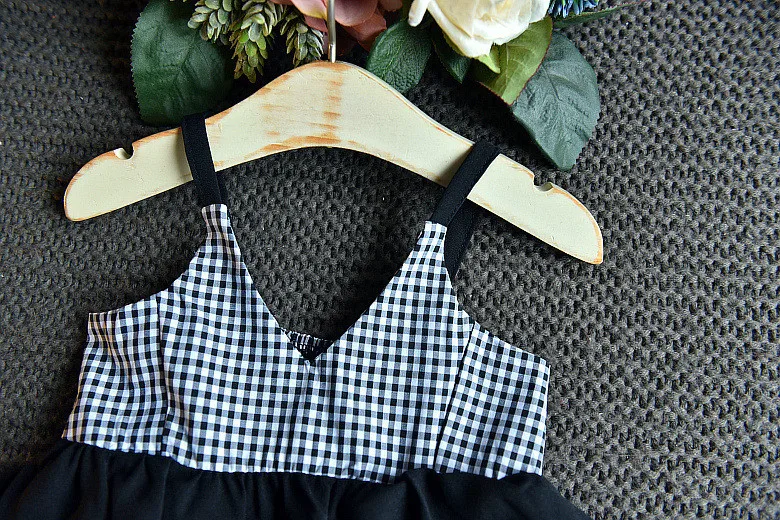 Детское летнее платье в клетку с V-образным вырезом | Детская одежда и обувь