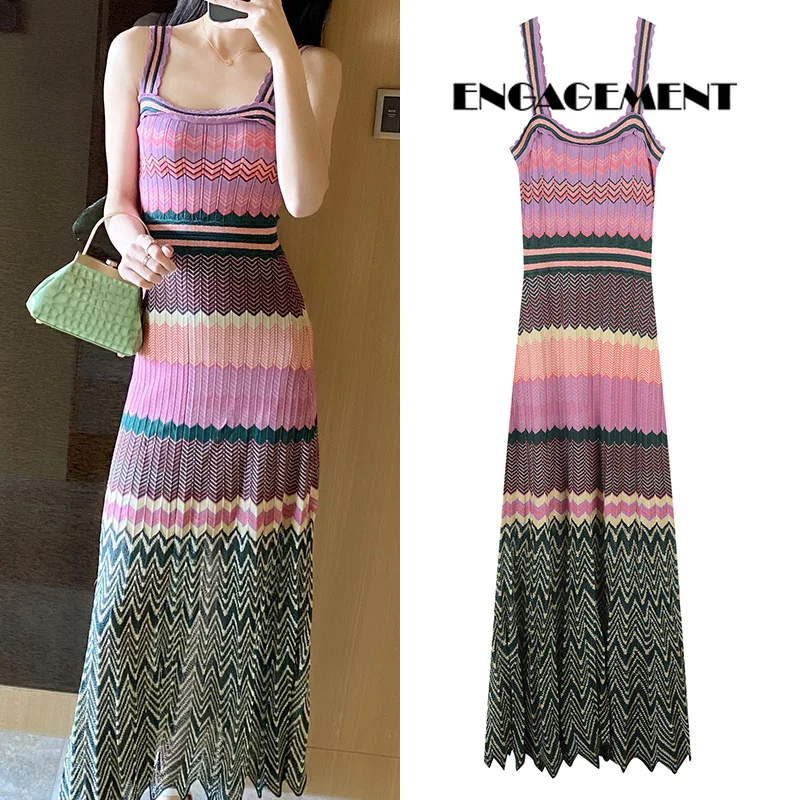 

ENGAGEMENT 2021 woman Sling pleated mid-dress women's French spring/summer color corrugated pleated knit dress