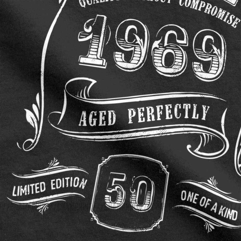 Футболка мужская летняя винтажная золотого цвета 50 лет большого размера |