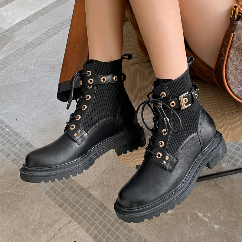 Jual Ukuran 34-40 Mewah Merek Desain Platform Sepatu Wanita Kulit Paten Sepatu Semata Kaki Untuk Wanita Chunky Motor Boots Lace-Up