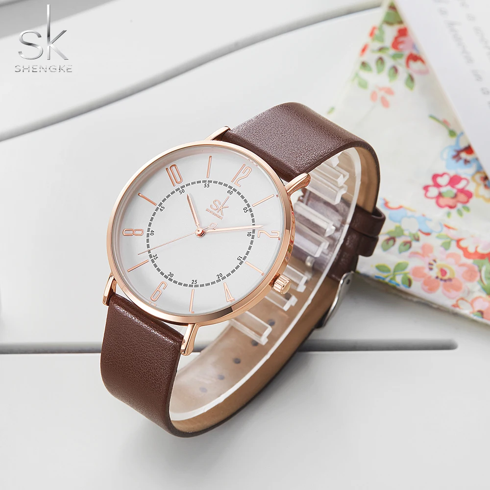 Shengke Couple Watch Set Men's Ladies Wrist Watches Analog Brown Fashion Simple Leather Strap Valentine Love Birthday Gifts