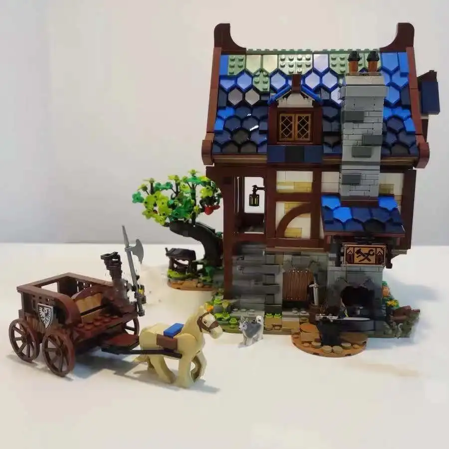 

IN STOCK 2164pcs MOC Idea The Medieval Smithy Model Building Blocks Bricks Kit Toys for children Birthday Gift 21325