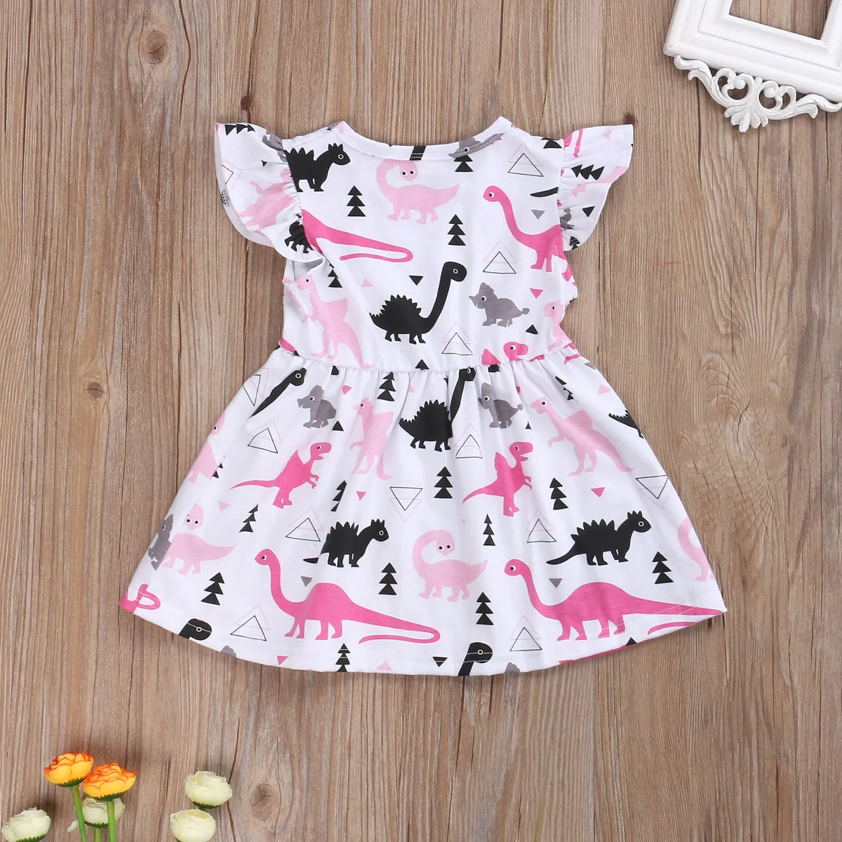 Платье детское летнее ТРАПЕЦИЕВИДНОЕ с круглым вырезом и коротким рукавом |