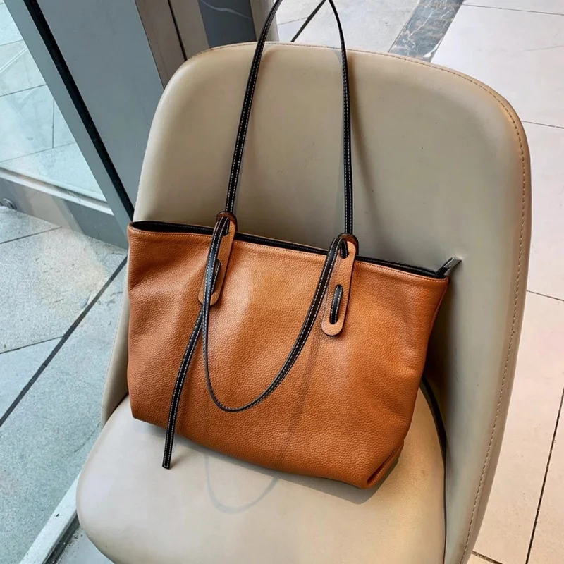 

Top backpack Book Tote one shoulder leather portable women's bag leisure trend zipper large