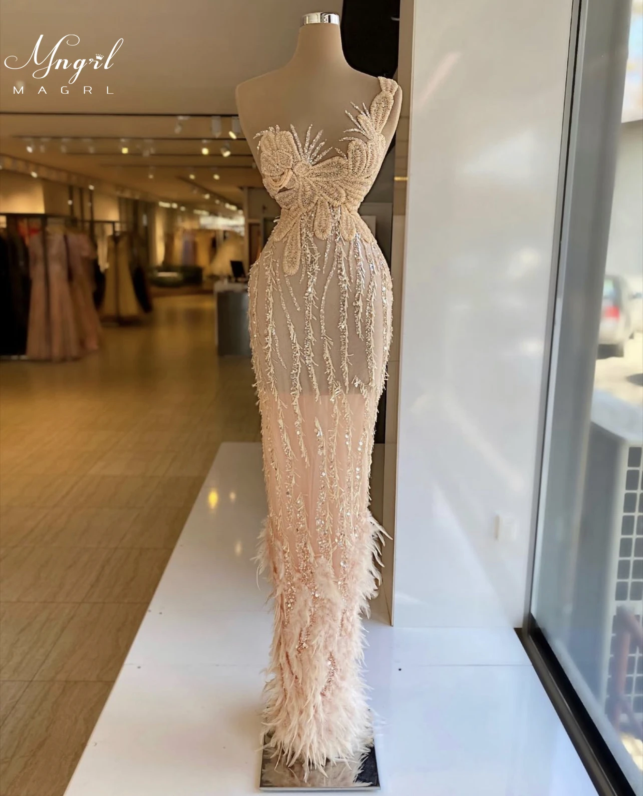 

MNGRL Luxury Evening Dress One-shoulder Long Sleeves Hand-applied Diamonds Glittering 2021 New Evening Dress Party Dress